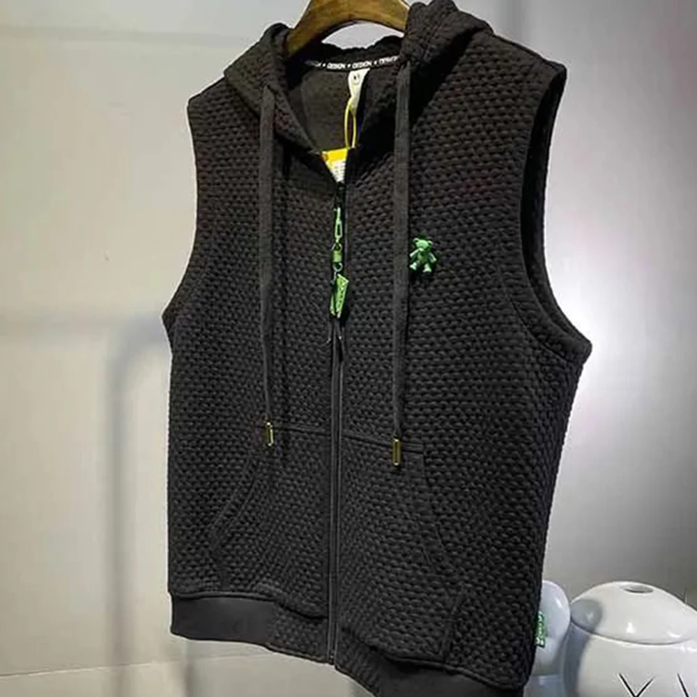 Top Trends: Fashion Vest Men's Personality Jacquard Bear Trend Street Zipper Cardigan Casual Simple Loose Hooded Vest Sleeveless Jacket Shoppable Styles - Image 2