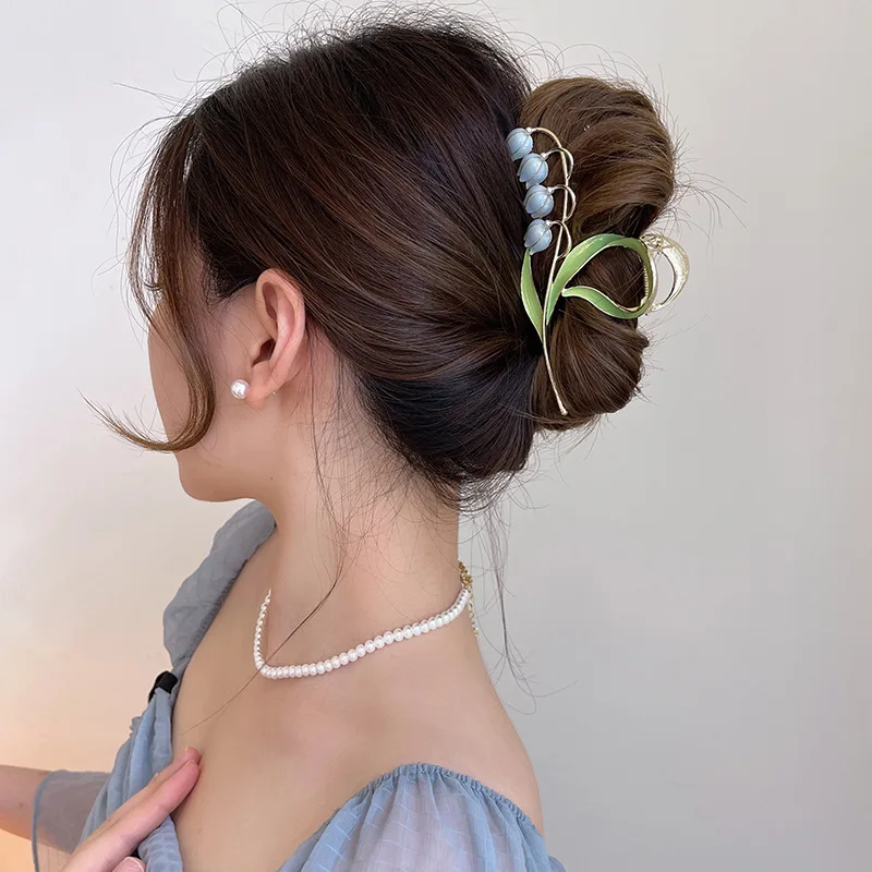 Top Trends: Korean Version Of Summer Trend Metal Drip Flower Shark Clip Holiday Party Creative Hair Clip Women's Elegant Hair Accessories Shoppable Styles - Image 2