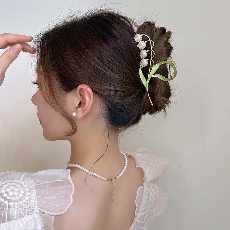 Top Trends: Korean Version Of Summer Trend Metal Drip Flower Shark Clip Holiday Party Creative Hair Clip Women&#039;s Elegant Hair Accessories Shoppable Styles