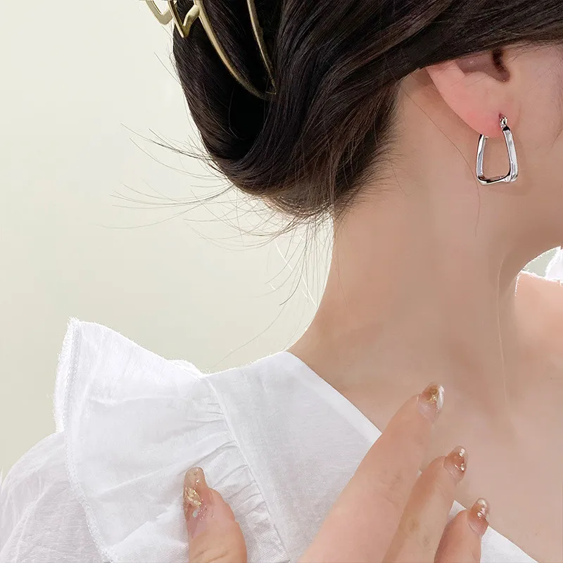 Top Trends: 2023 New Fashion Trend Unique Design Elegant Delicate Geometric Retro Irregular Earrings Women Jewelry Party Gifts Wholesale Shoppable Styles - Image 4