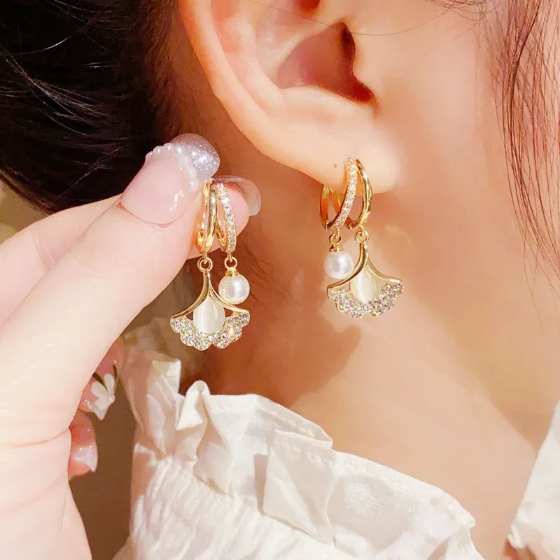 Top Trends: New Korean Fashion Crystal Ginkgo Leaf Earrings For Women Jewelry 2023 Trending Luxury Women's Pearl Opal Drop Earrings Brincos Shoppable Styles