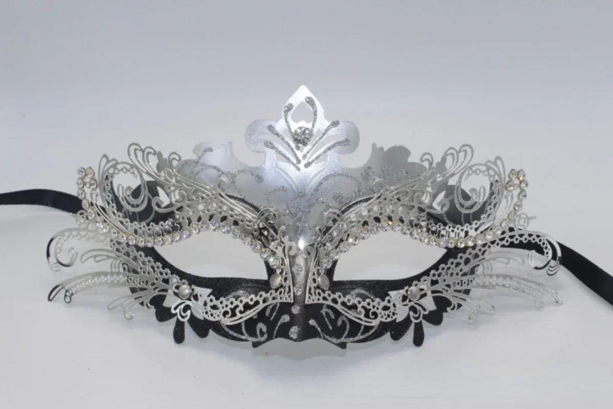 Top Trends: Venice Luxury Party Mask Carnival Metal Men's And Women's Masks With Diamond Inlaid Iron Butterfly Mask Shoppable Styles