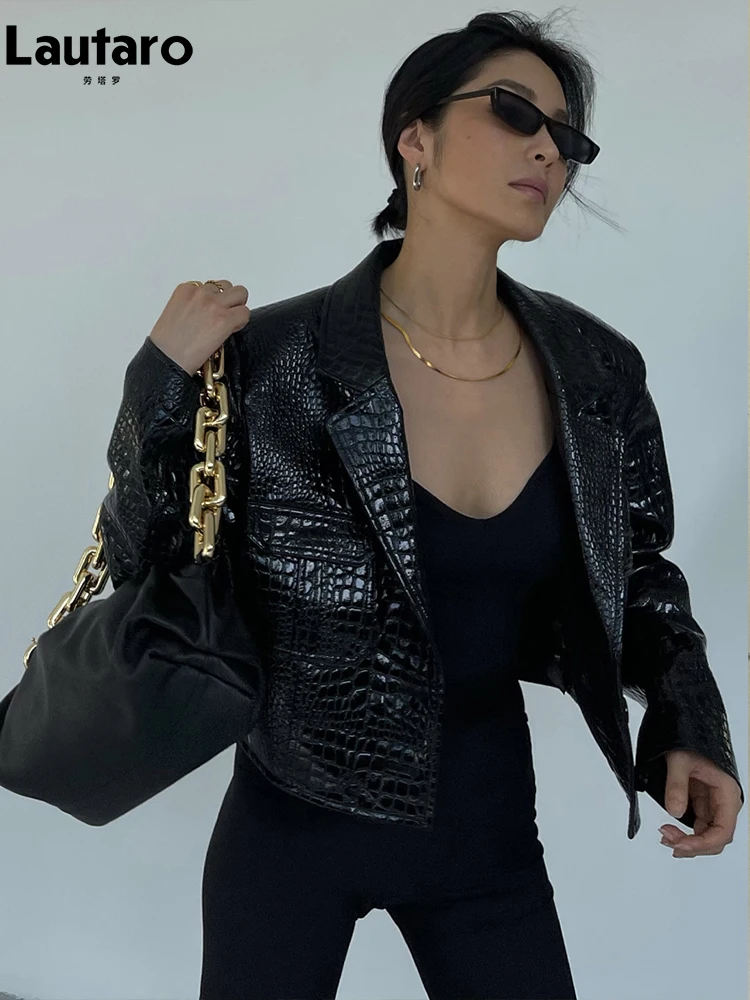 Top Trends: Lautaro Spring Autumn Short Cool Stylish Shiny Reflective Crocodile Print Patent Pu Leather Jacket Women Runway Fashion 2023 Shoppable Styles