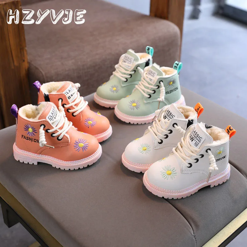 Top Trends: Winter New Kids Cotton Boots Fashion Little Daisy Embroidery Print Children's Keep Warm Shoes Short Boots Side Zipper Snow Boots Shoppable Styles