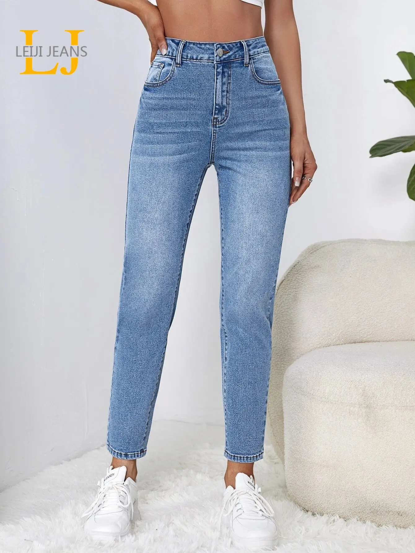 Top Trends: Women Harem Loose High Waist Jeans Plus Size 100kgs 175cms Tall Lady Women Jeans Stretchy Black Straight Women Jeans For Mom Shoppable Styles