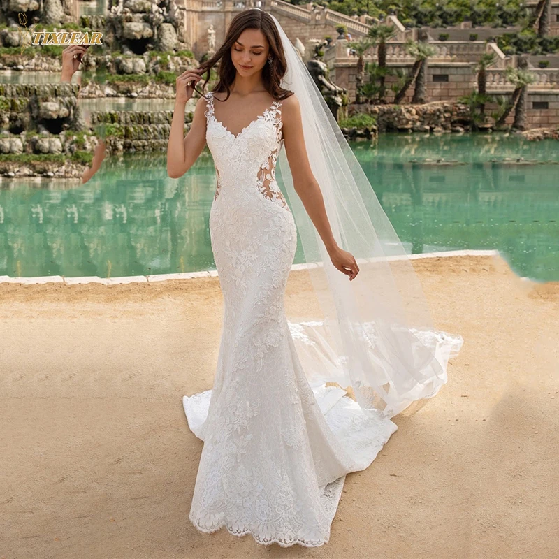 Top Trends: Elegant V-Neck Wedding Dress Lace Applique Sleeveless Backless Button Floor Length Bridal Gowns Vestidos De Novia Court Train Shoppable Styles