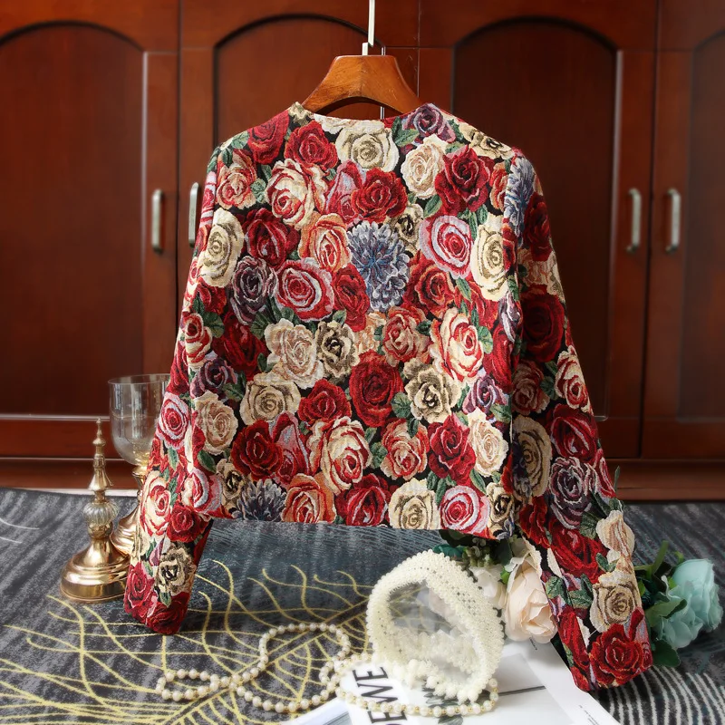 Top Trends: 2023 Early Spring New Vintage Embroidery Print Temperament Short Top Red Coat Girl Shoppable Styles - Image 3