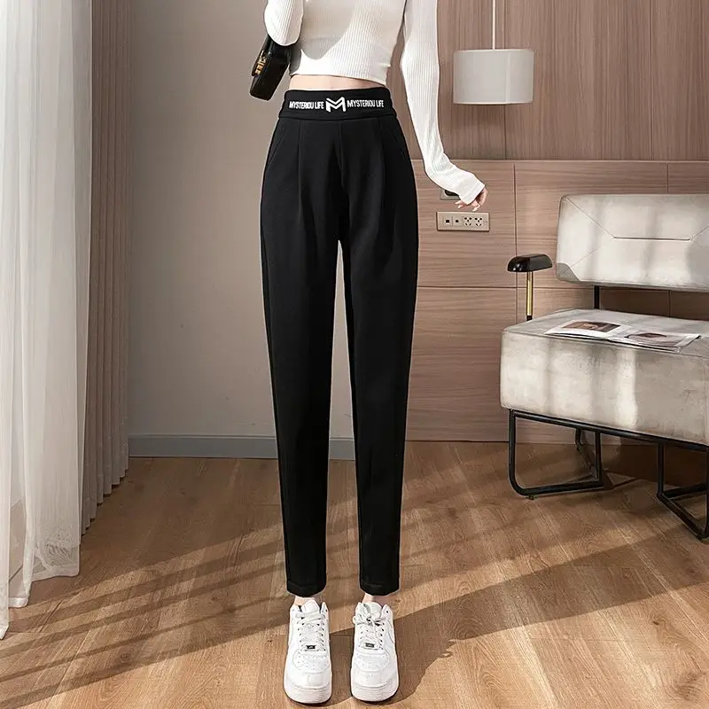 Top Trends: 2023 Spring And Summer Thin Letter Printing Pocket Loose Relaxed Slim High Waist Oversize Cropped Straight Women's Sweatpants Shoppable Styles