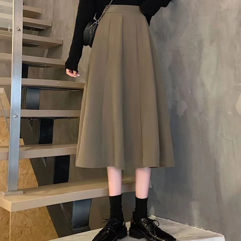 Top Trends: Fashion Loose Elastic High Waist Folds All-match Skirts Women&#039;s Clothing 2023 Autumn New Solid Color Office Lady Commute Skirt Shoppable Styles