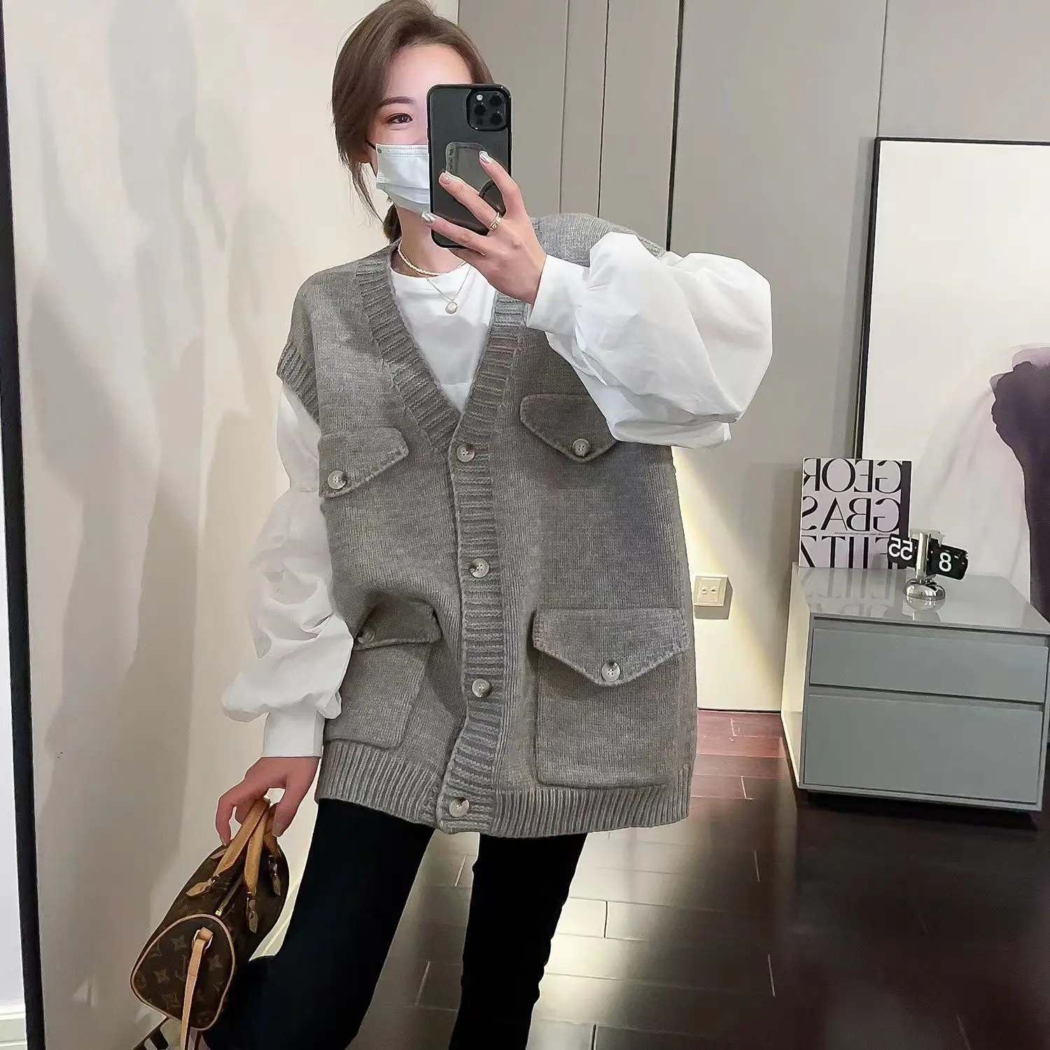 Top Trends: 2023 Spring And Autumn Women's New Fashion Commuter Loose V-neck Sleeveless Casual Comfortable Versatile Knitted Cardigan Shoppable Styles