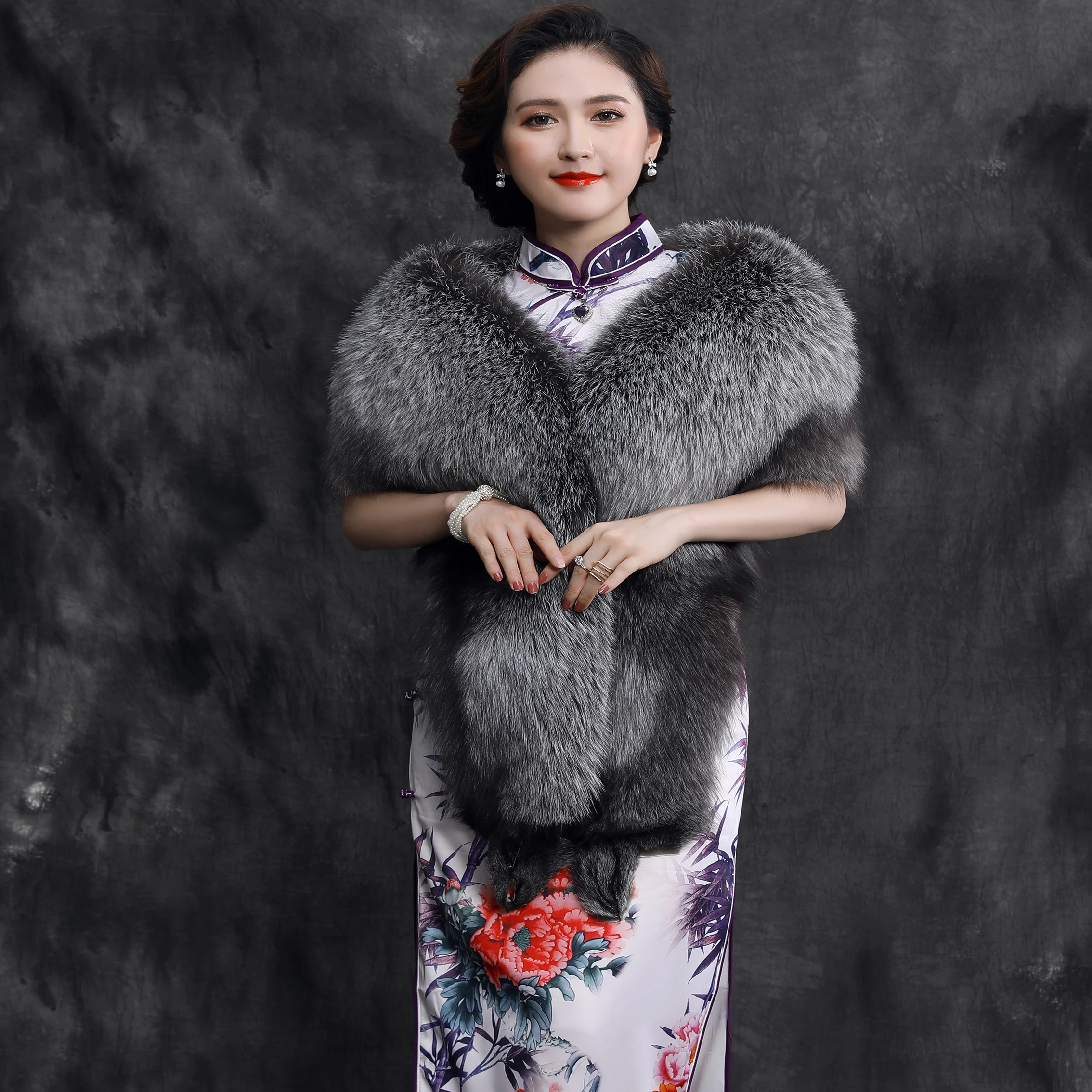 Top Trends: Genuine Fox Fur Shawl Fashion Evening Dress Fox Fur Scarf Women Luxury Big Fox Skin Warm Scarf Natural Raccoon Fur Stole Shoppable Styles