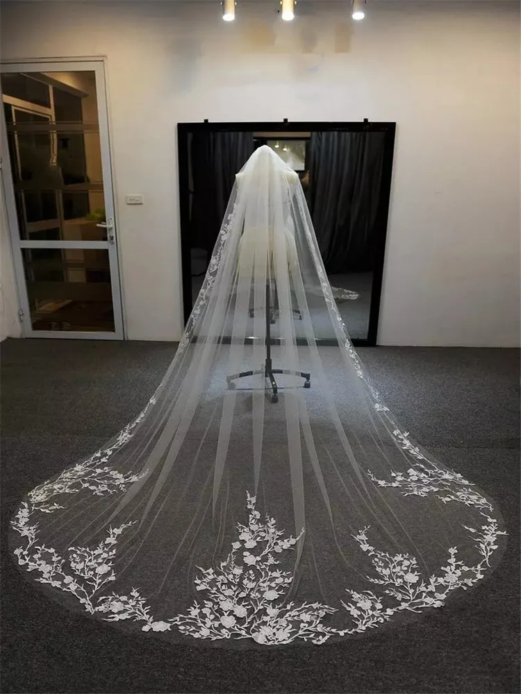 Top Trends: White Ivory Long Bridal Veils One Layer Wedding Veil Lace Appliques Elegant Cathedral Veil Velos De Novia Voile De Mariée Shoppable Styles