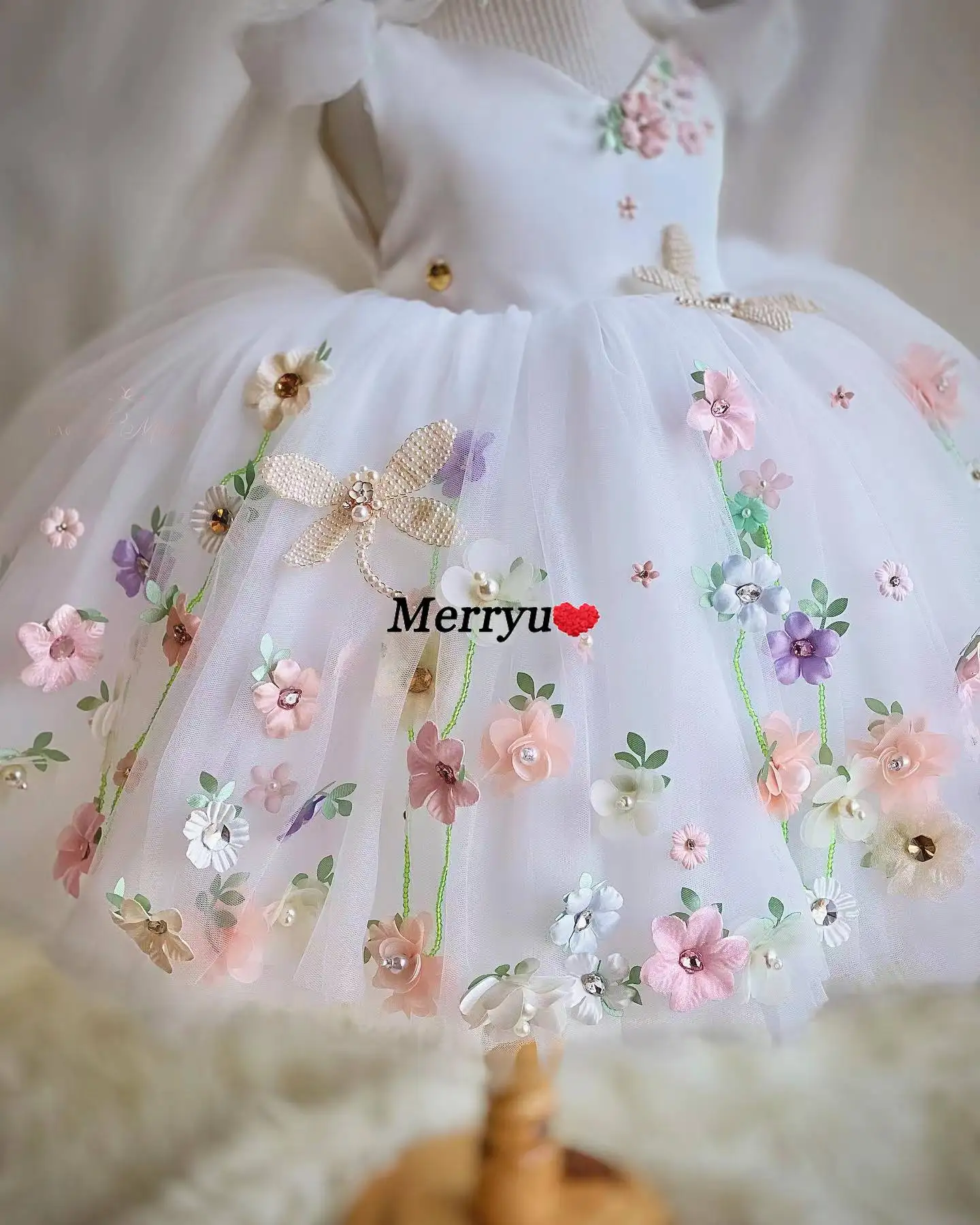 Top Trends: White Baby Girl Dress For Birthday Lace Handmade Flowers Puffy Infant First Birthday Party Gown Shoppable Styles