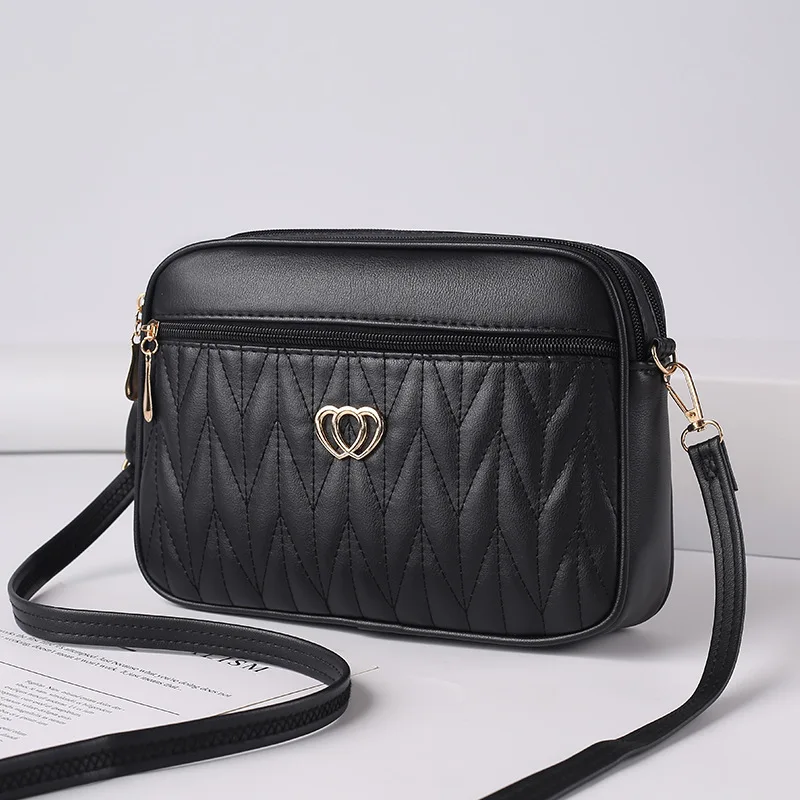 Top Trends: PU Diamond Lattice Shoulder Bag 2023 New Fashion Large Capacity Crossbody Bag For Women Smooth Zipper Heart-shaped Hardware Shoppable Styles