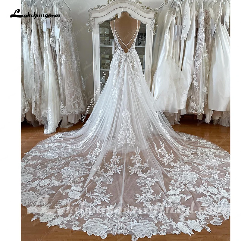 Top Trends: Lakshmigown Spaghetti Straps Lace Wedding Dress Sexy Bridal Robe Plunging V Neck Tulle Boho Wedding Gown Abiti Sposa Shoppable Styles