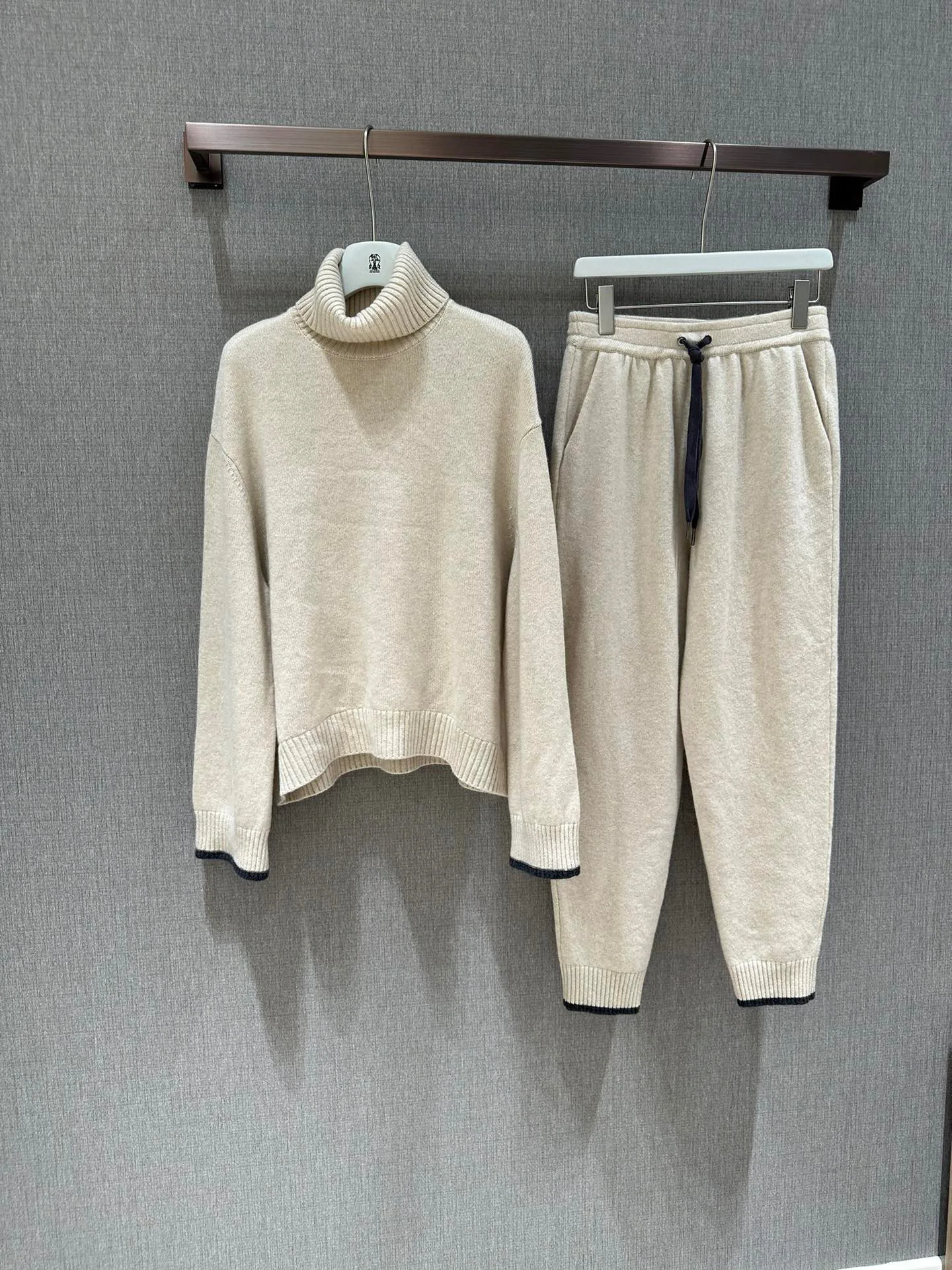 Top Trends: Casual Comfortable Pure Cashmere Knitted Set Of Clothes Shoppable Styles