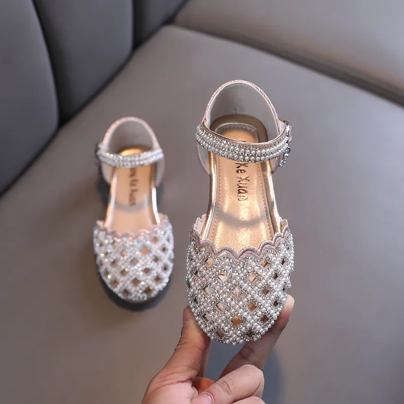 Top Trends: AINYFU Kids Pearl Flats Sandals Girls Princess Rhinestone Party Sandals Children&#039;s Leather Hollow Out Beach Shoes Size 21-36 Shoppable Styles