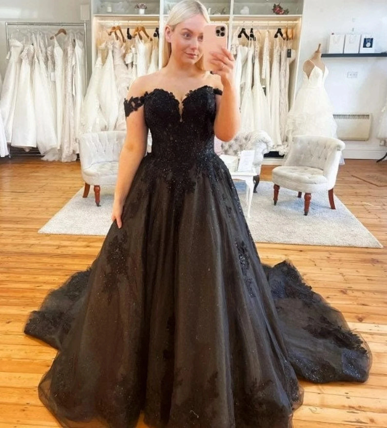 Top Trends: Black Gothic A-Line Wedding Dresses Off Shoulder Sweetheart Lace Applique Beaded Long Vintage Bride Formal Gowns Plus Size Robe Shoppable Styles - Image 2