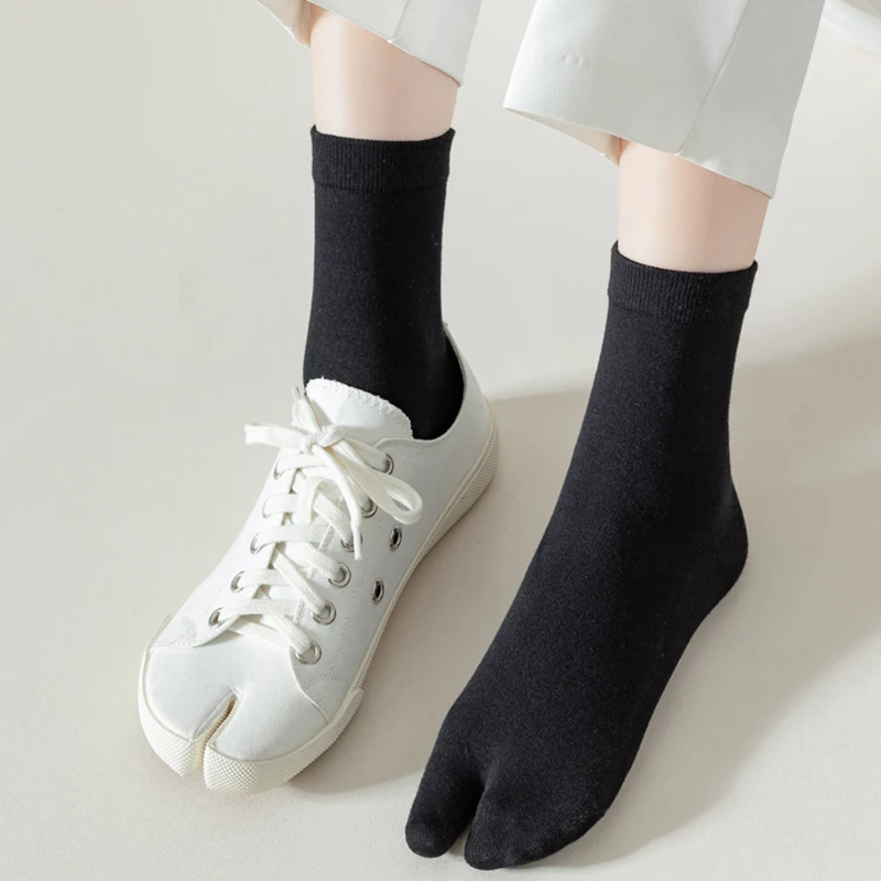 Top Trends: Fiber Two Finger Men Women Summer Socks Black Kimono Flip Flop Sandal Split Ninjia White Tabi Toe Sock New Japanese Stockings Shoppable Styles - Image 2