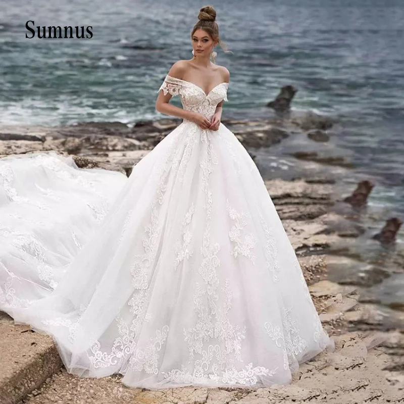 Top Trends: Sumnus Beach Wedding Dress Off The Shoulder V-neck Lace Appliques Ball Gown Court Train Luxury Wedding Gowns Robe De Mariee Shoppable Styles