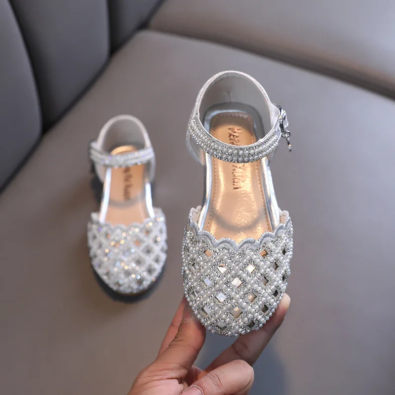 Top Trends: AINYFU Kids Pearl Flats Sandals Girls Princess Rhinestone Party Sandals Children's Leather Hollow Out Beach Shoes Size 21-36 Shoppable Styles - Image 5