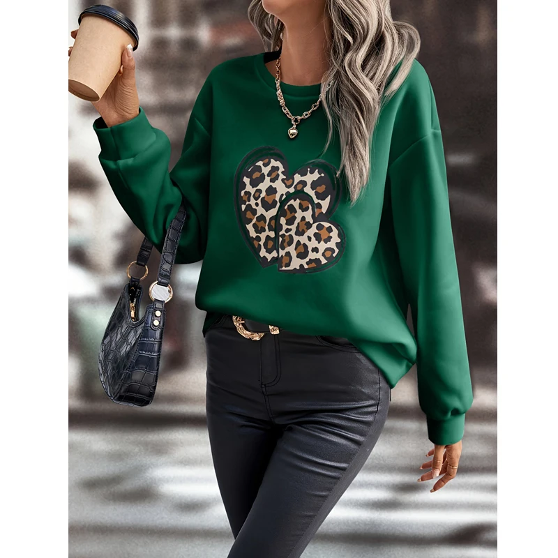 Top Trends: Women Trendy Casual Leopard Heart Graphic Print Streetwear Y2K Sweatshirts Female Autumn Fashion Loose Long Sleeve Pullover Tops Shoppable Styles - Image 4