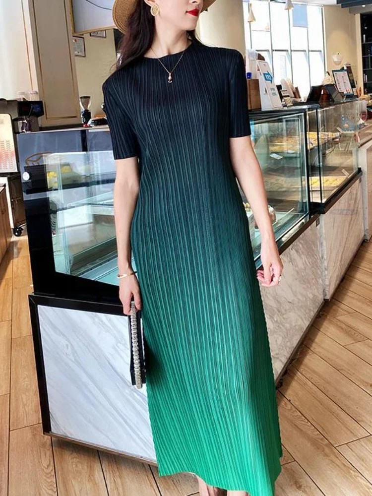 Top Trends: Summer Dress 2023 New Nü&#039;shi Pleated Dress Temperament Fashion Sexy Simple Pleated Oversized A-line Long Skirt O-Neck Robe Shoppable Styles