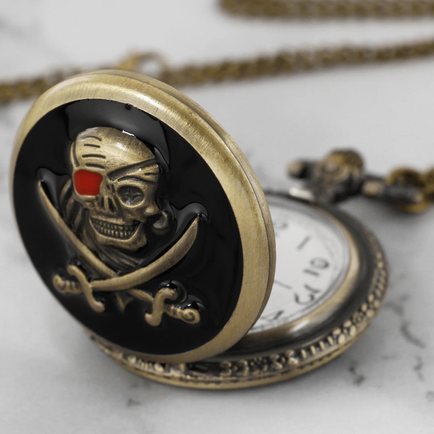 Top Trends: Pirate Head Badge Quartz Pocket Watch Vintage Steampunk Chain Clock Men&#039;s And Women&#039;s Necklace Jewelry Necklace Gift Shoppable Styles