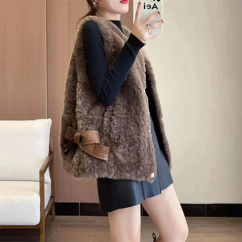 Top Trends: 2023 Autumn Winter Young Small Wind Lamb Fur Vest Women New Fur One Imitation Rabbit Fur Vest Female Loose Vest Coat Cardigan Shoppable Styles