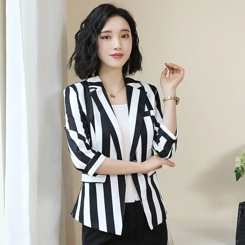 Top Trends: Casual Blazer Fashion Black And White Suit 2021 Spring Autumn Women Blazers Coat New Ladies Temperament Casual Striped Jacket Shoppable Styles - Image 5