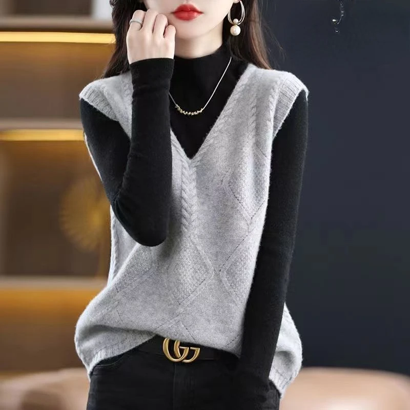 Top Trends: Fashion Women Solid Knitted Sweater Vest Spring Autumn New Sleeveless V-neck Korean Streetwear Casual Loose Vintage Pullover Top Shoppable Styles