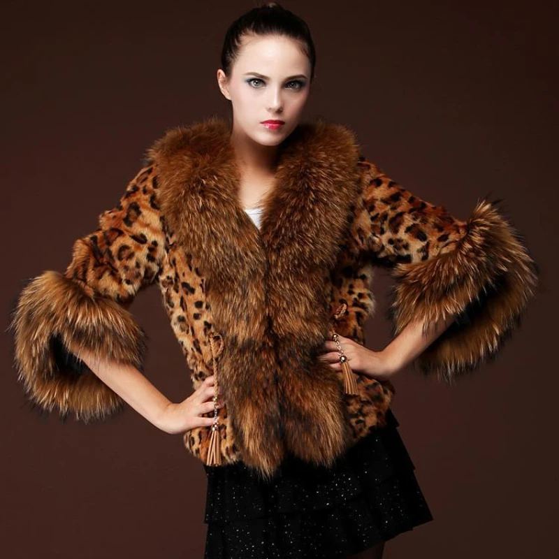 Top Trends: 2023 Winter New Women Faux Fox Fur Coat Temperament Slim Thicken Warm Short Outwear Fashion Leopard Print All-Match Outcoat Shoppable Styles