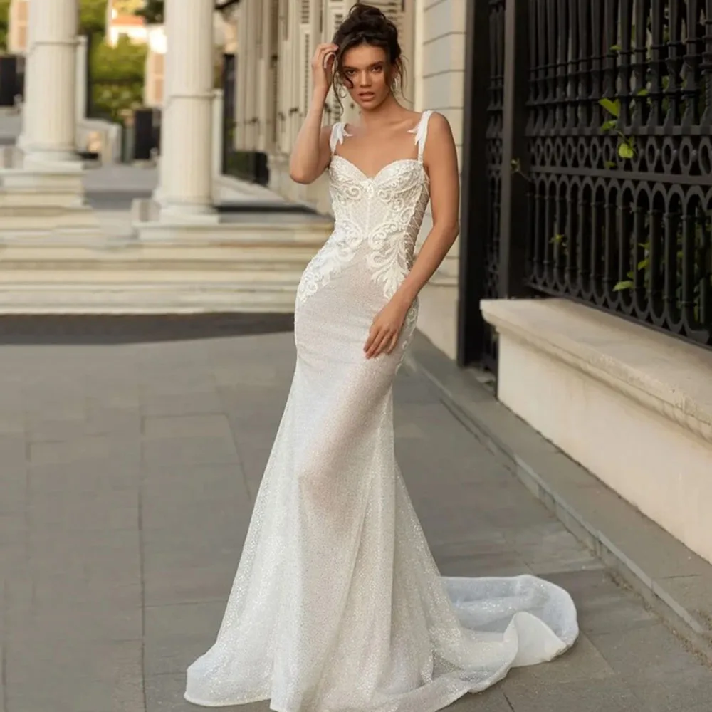 Top Trends: Sexy Sweetheart Mermaid Wedding Dress Sleeveless Sparkle Lace Appliques Beach Backless Bride Gown Sweep Train Robe De Mariée Shoppable Styles