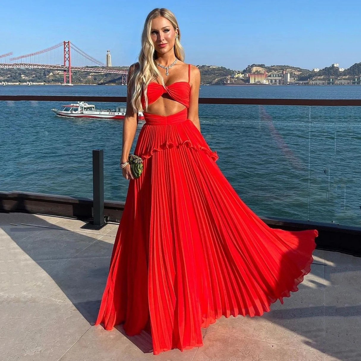 Top Trends: Red Beach Crumpled Chiffon Prom Dresses Spaghetti Strap Saudi Arabic Formal Evening Dress Cut-out Women Special Party Gowns Shoppable Styles