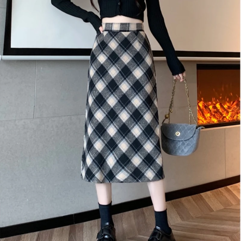 Top Trends: Korean Style Plaid Long Skirts Women High Waist A-line Slimming Office Lady Autumn And Winter Basics Fashion Daily Skirts Female Shoppable Styles