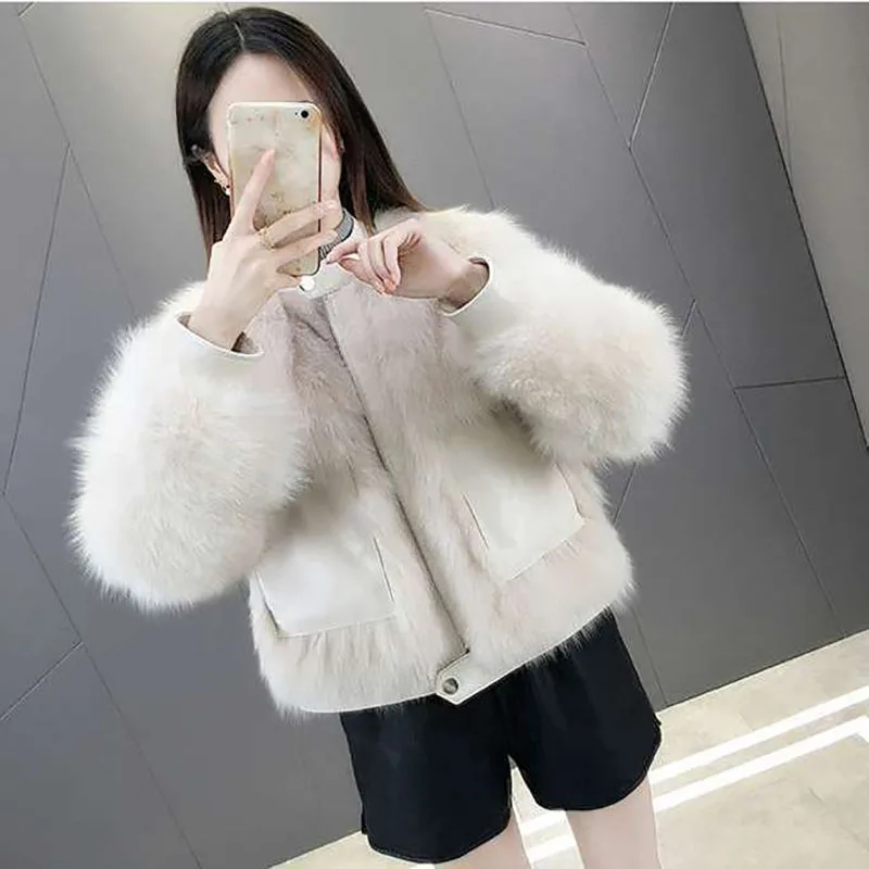 Top Trends: Imitation Fur Coat Women's 2023 Winter New Korean Edition Faux Fox Fur PU Leather Splice Short Fashion Side Pocket Coat Shoppable Styles - Image 5