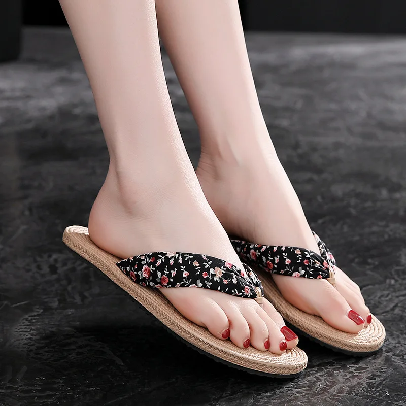 Top Trends: Ladies Summer Fashion Weave Women Beach Flip-Flops Non-Slip Flat Ladies Outdoor Soft Slippers Women's Simple Flip-Flop Shoppable Styles