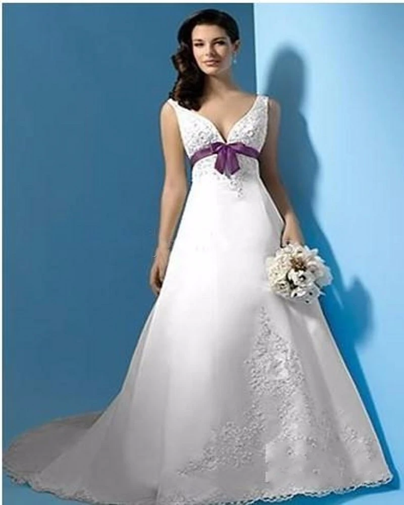 Top Trends: Vintage Purple And White Plus Size Wedding Dress D08 2022 Sexy V Neck Satin Lace Gothic Wedding Dress Elegant Beach Boho Bride Shoppable Styles