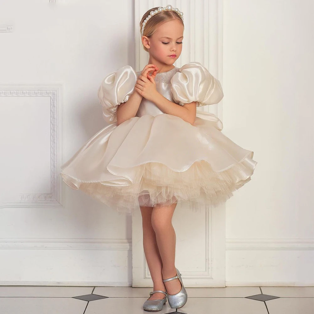 Top Trends: Champagne Puffy Sleeve Flower Girls Dresses Tiered Short Sleeve Wedding Party Dresses Tutu Knee Length فلور فتاة اللباس 2023 Shoppable Styles