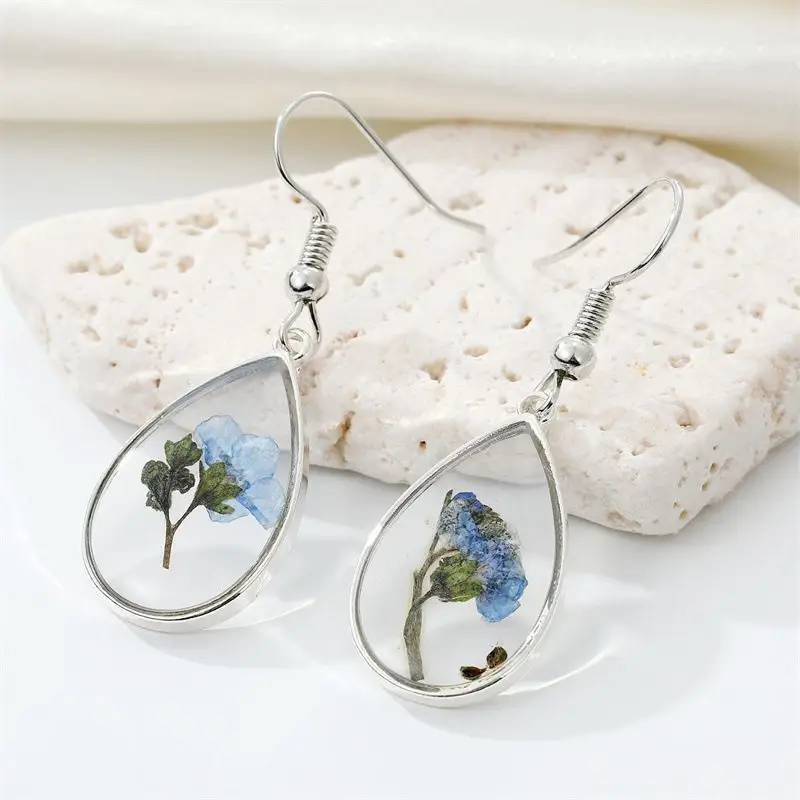 Top Trends: Transparent Epoxy Resin Flower Earrings Women Unique Natural Floral Earrings Cute Pressed Flower Jewelry Wholesale Accessories Shoppable Styles - Image 4