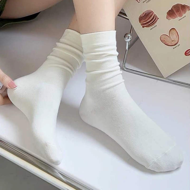 Top Trends: 3 / 5pairsWomen Cotton Loose Socks Knitting Solid Color Black White Student Girls Stockings Elegant Retro Long Socks Breathable Shoppable Styles - Image 6