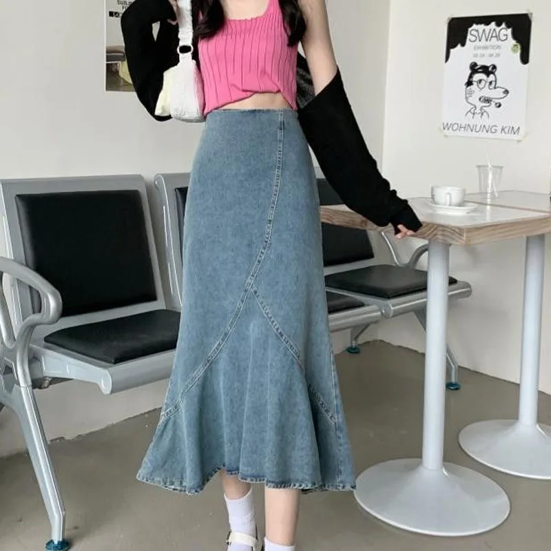 Top Trends: New Autumn Fashion Design Sense Retro High Waist Denim Half Skirt Korean Version Versatile Slim Spicy Girl Long Fishtail Dress Shoppable Styles - Image 3