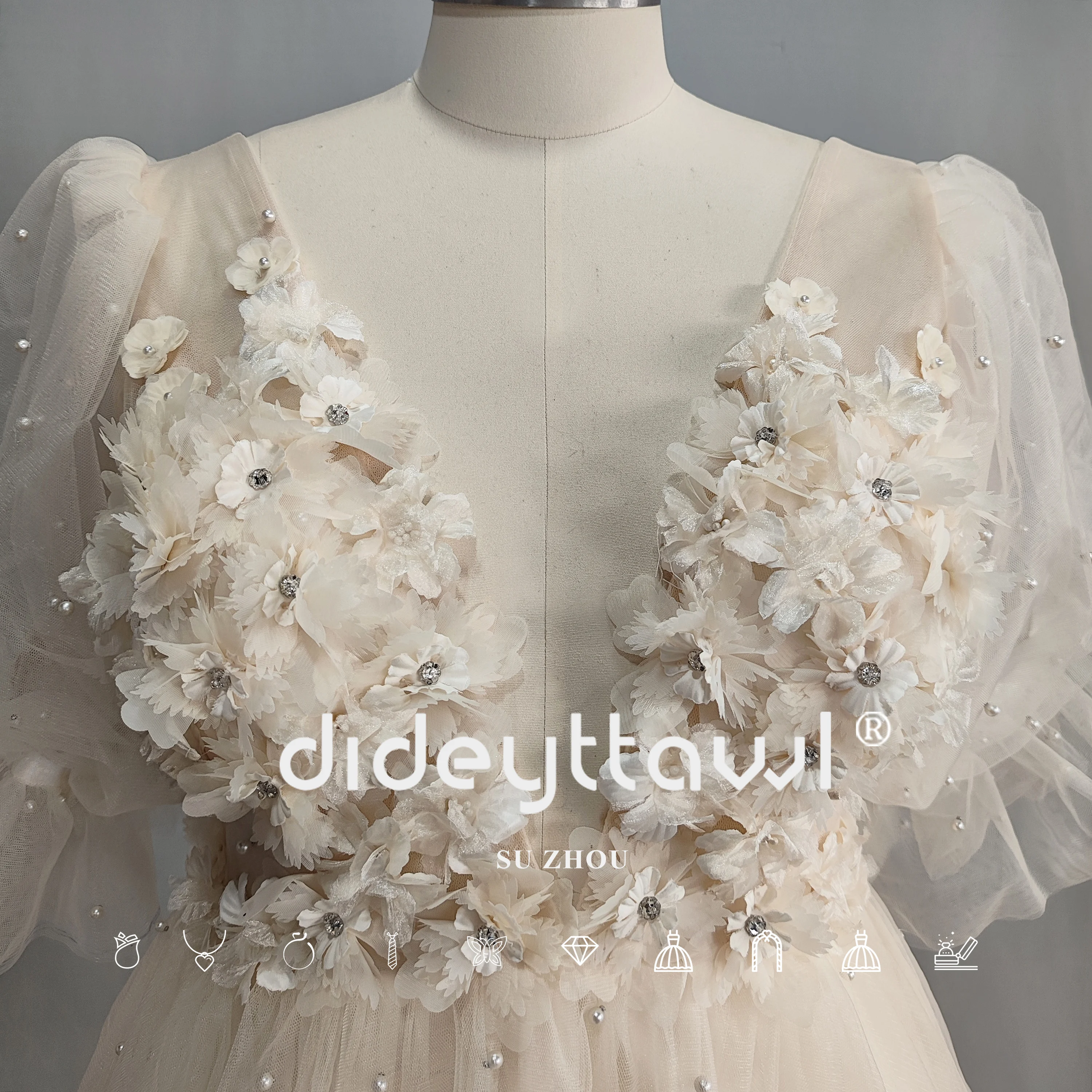 Top Trends: DIDEYTTAWL Real Photo 3D Flowers Puff Sleeves Short Wedding Dress 2024 Pearls Deep V Neck Backless Tulle Mini Bridal Gown Shoppable Styles - Image 3