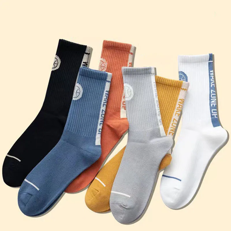 Top Trends: 1 Pair Men Long Basketball Socks Sweat Absorbent Casual Middle Tube Student Sports Socks Autumn Winter Shoppable Styles