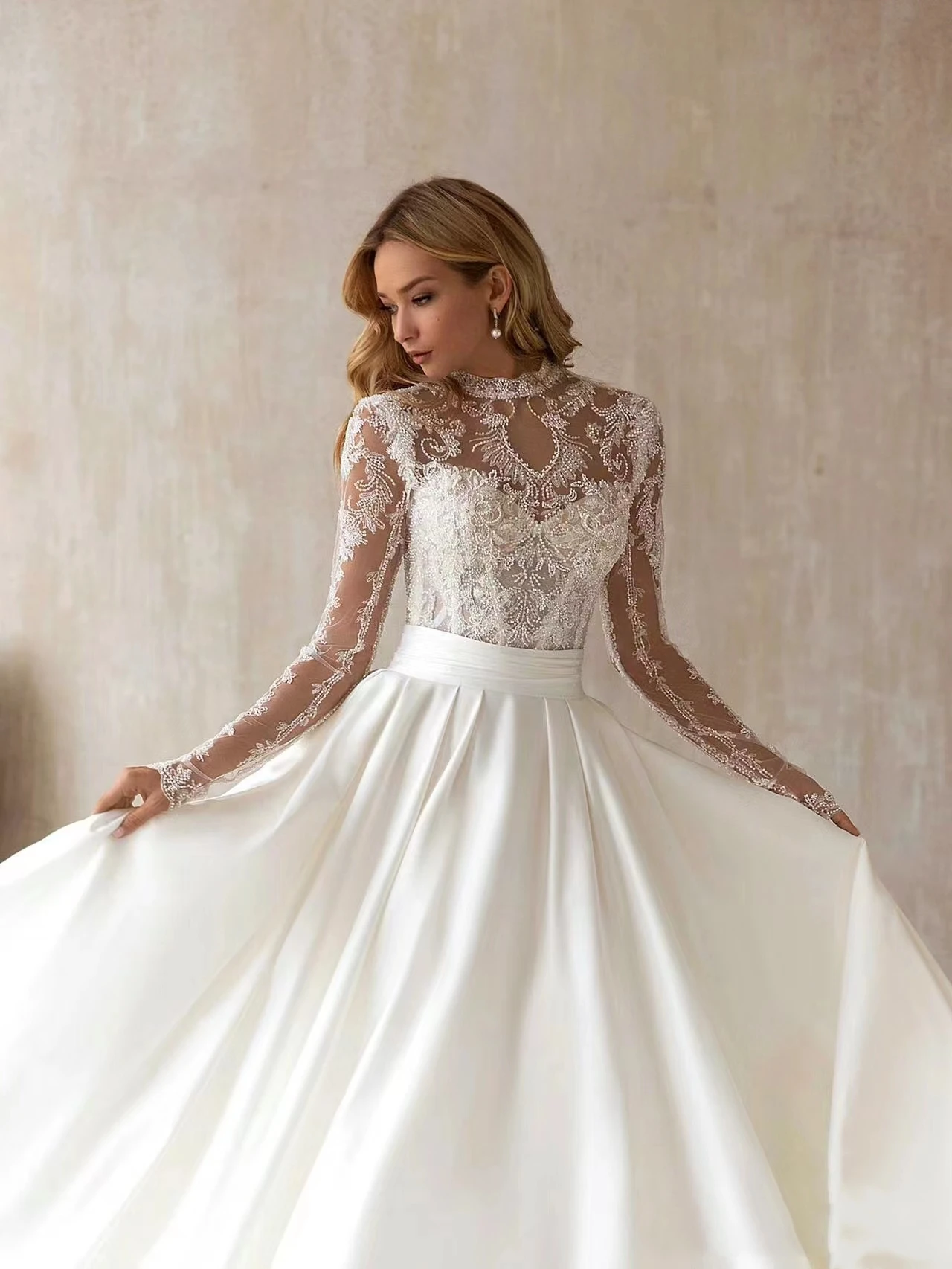 Top Trends: Beautiful Wedding Dresses With Detachable Train O-Neck Long Sleeves Bridal Gowns Lace Appliques 2024 Vintage Vestidos De Novia Shoppable Styles