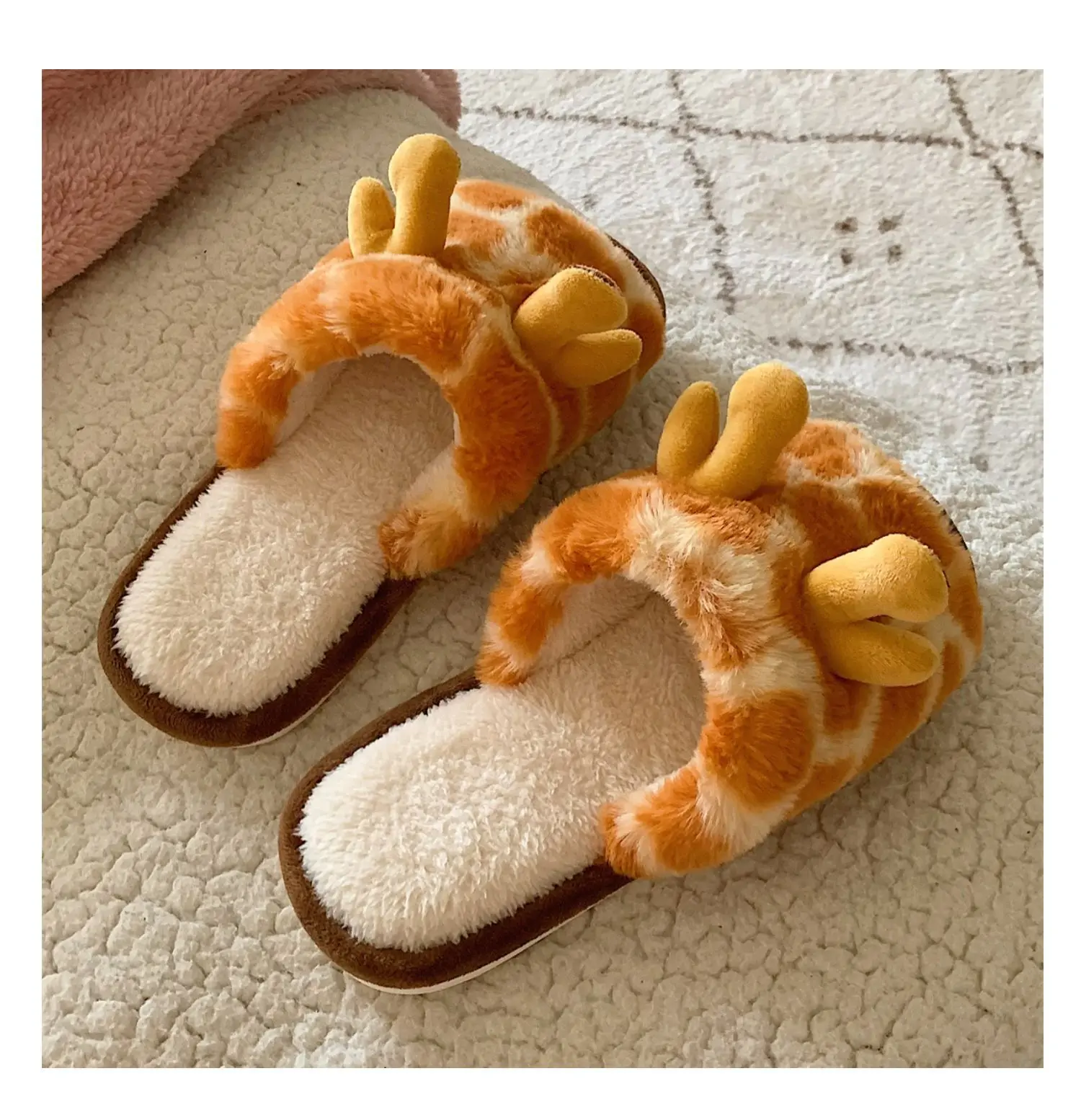 Top Trends: Lovely Shoes Women Winter Indoor Warm Cotton Closed Toe Slippers Home Cartoon Giraffe Plush One-word Slippers Chinelos Planos Shoppable Styles - Image 4