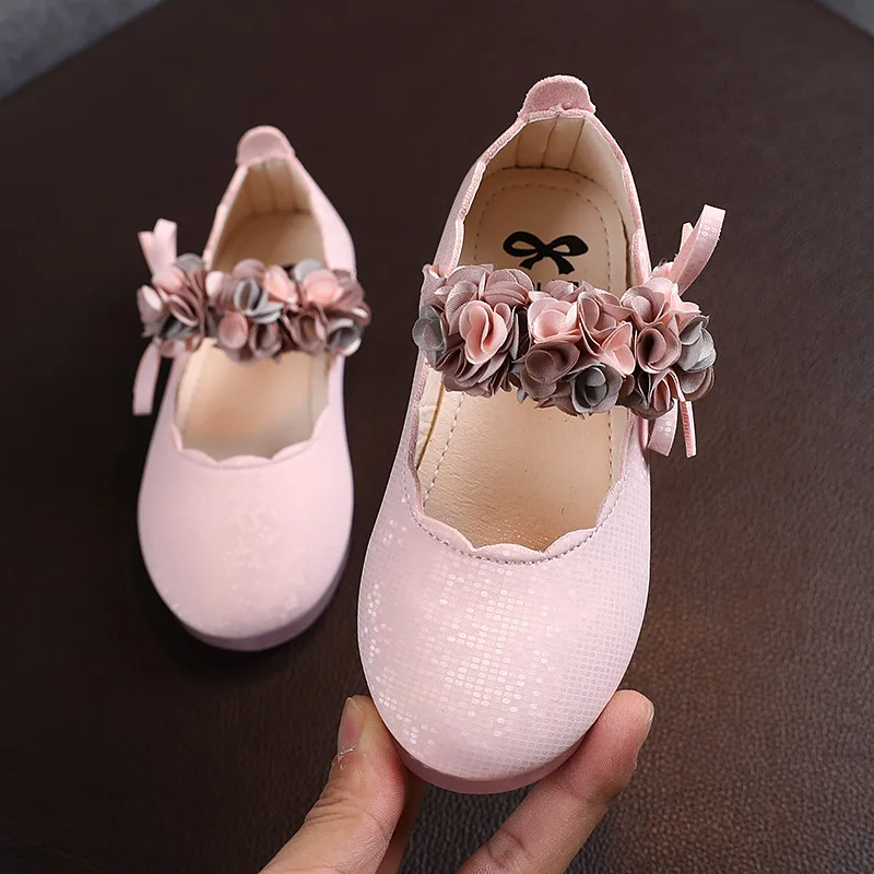 Top Trends: Girls Leather Shoes Autumn Fashion Flower Kids Princess Shoes Flat Heels Floral Little Girl Shoes Size 22-31 SKQ001 Shoppable Styles