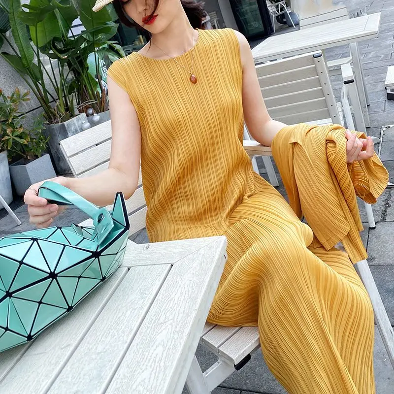 Top Trends: Pleated Sleeveless Solid Round Neck Long Dress Casual Summer Dresses For Women 2023 Ladies Dresses Loose Women Clothes Shoppable Styles