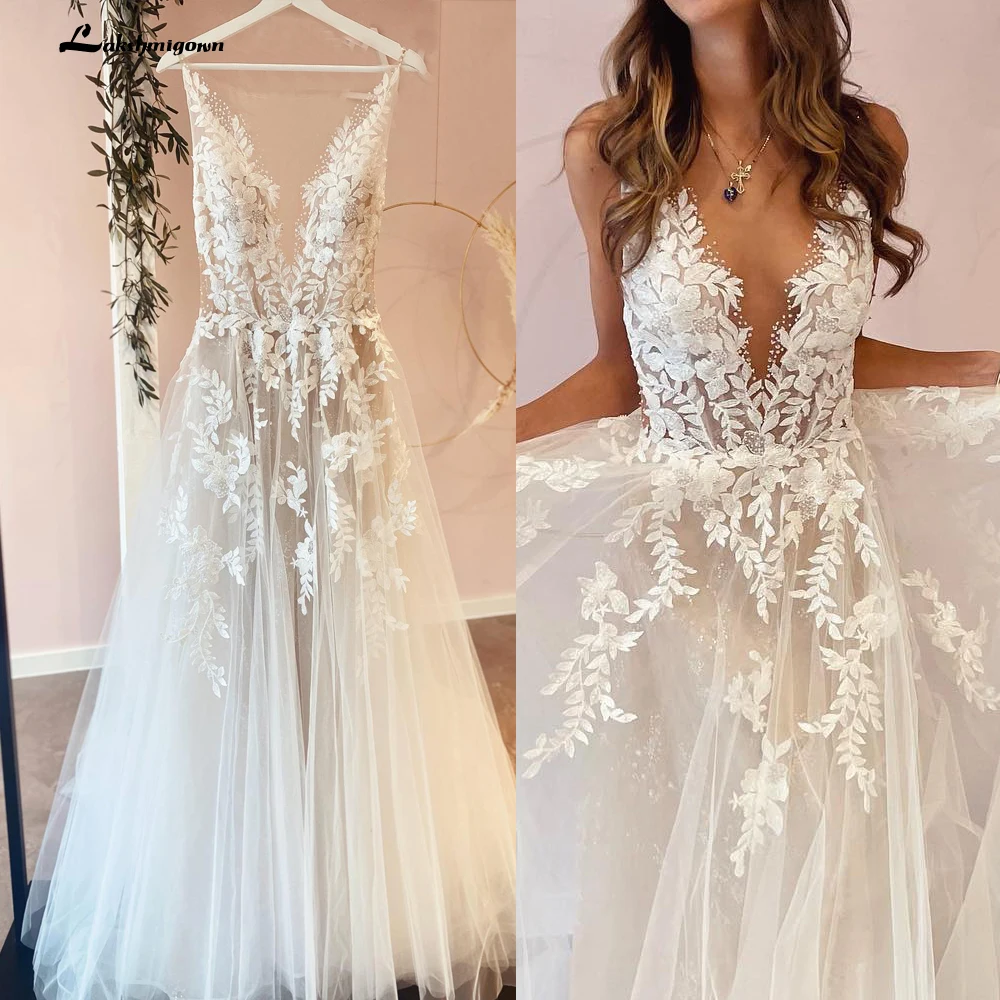 Top Trends: Sexy A-Line Backless Wedding Dress A-Line V-Neck Tulle Lace Appliques Sweep Train Bride Gown Vestidos De Noiva Trouwjurk Shoppable Styles