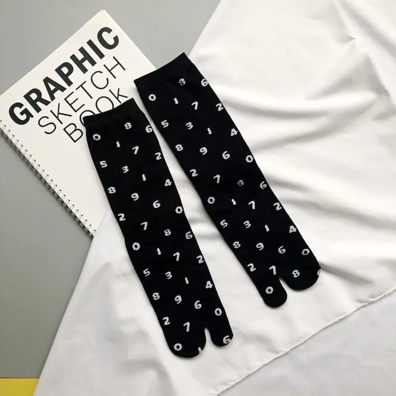 Top Trends: Chic Japanese Jacquard Split Toe Socks Fashion Digital Combed Cotton Two Toe Socks Women Korean Harajuku Two Finger Tabi Socks Shoppable Styles - Image 6